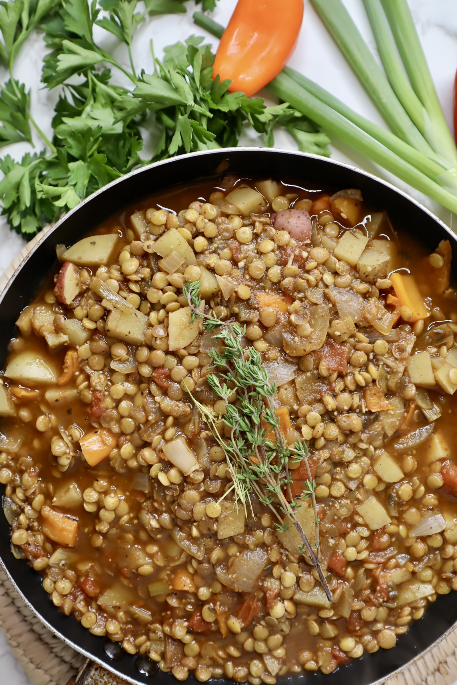 jamaican brown stew lentils topped with fresh thyme